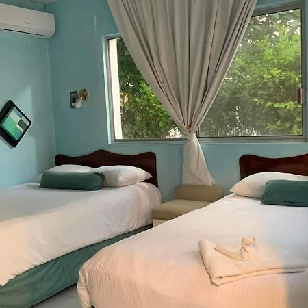 Hotel Hermanos Aguilar Cozumel Esterno foto